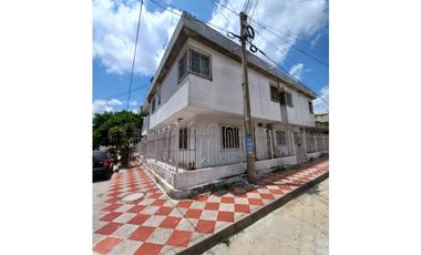 CASA EN VENTA PISO 1 + 2 APTOS EN 2 PISO BARIO LAS GAVIOTAS