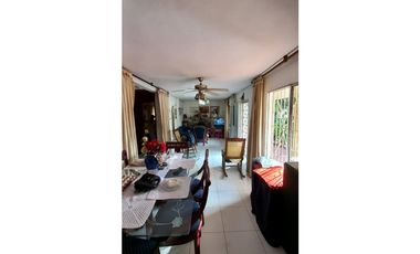 CASA EN VENTA LOS TRUPILLOS INCLUYE APARTAESTUDIO