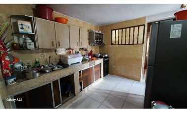CASA EN VENTA LOS TRUPILLOS INCLUYE APARTAESTUDIO