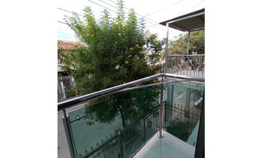 CASA DUPLEX EN VENTA BARRIO ALMENDROS ETAPA 2