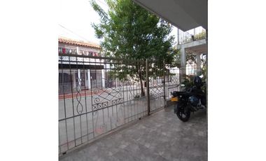CASA DUPLEX EN VENTA BARRIO ALMENDROS ETAPA 2
