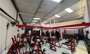 VENTA DE BODEGA EN LAURELES RANGO 35
