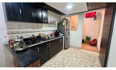 Casa bifamiliar de dos pisos en venta - Barrio El Sembrador Palmira