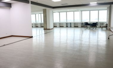 OFICINA EN ARRIENDO, SECTOR FINANCIERO Y COMERCIAL, AV. EL DORADO