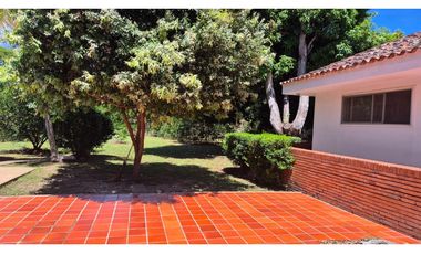 Lote Urbano en Ricaurte – Gran Potencial Residencial y Comercial