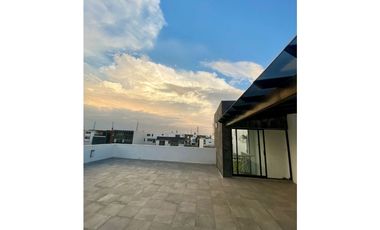 UDLA NOBEL RESIDENCIAL