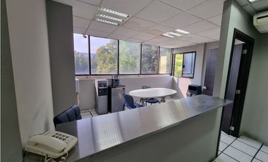 Oficina en Venta en Patriotismo.