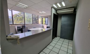 Oficina en Venta en Patriotismo.