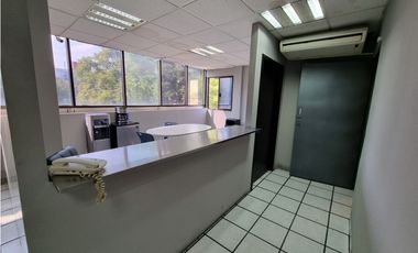 Oficina en Venta en Patriotismo.