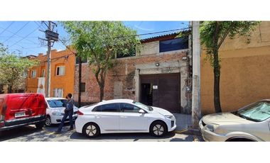 Casa como terreno en Venta  en San Pedro de los Pinos, Benito Juárez.