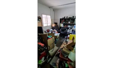 Departamento con taller en Venta en San Pedro de los Pinos.