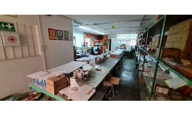 Departamento con taller en Venta en San Pedro de los Pinos.