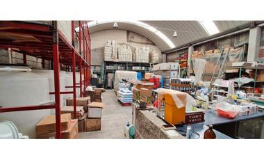 Departamento con taller en Venta en San Pedro de los Pinos.