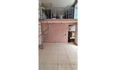 Departamento con taller en Venta en San Pedro de los Pinos.