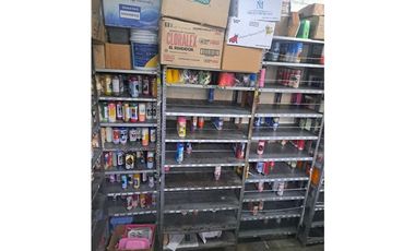 Locales comerciales en venta en el Mercado Tacuba, CDMX.