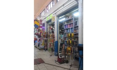 Locales comerciales en venta en el Mercado Tacuba, CDMX.