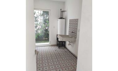 Estrene residencia 3  recámaras, jardín ,alberca, vista al fairway.