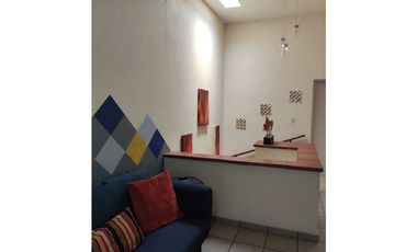 Casa en condominio con alberca, de 3 recamaras.