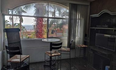 Departamento amueblado, 96 m2 en Club de tenis Burgos