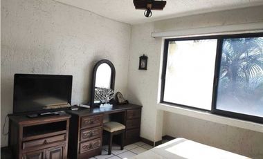 Departamento amueblado, 96 m2 en Club de tenis Burgos