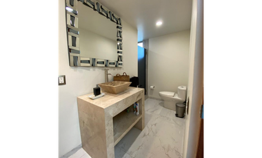 Casa en venta en Lomas de Tecamachalco