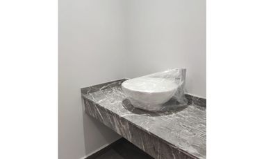 Estrene residencia en Lomas de Cuernavaca, 3 recamaras, alberca, en privada.