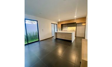 HERMOSA CASA CERCA UDLAP EN FRACC.NOBEL