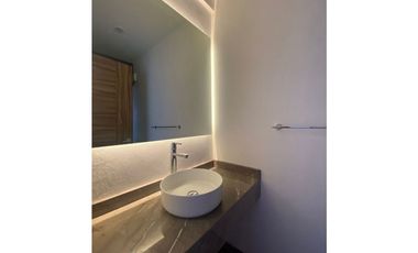 UDLA NOBEL RESIDENCIAL