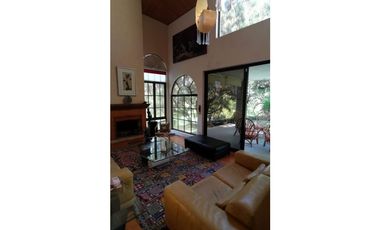 Casa en Venta, con vista a campo de golf en  Zapopan, Jalisco.