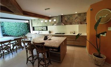 Casa en Venta, con vista a campo de golf en  Zapopan, Jalisco.