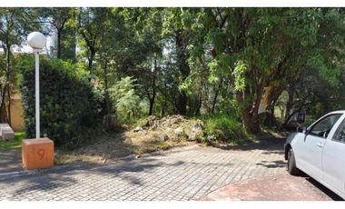 Terreno en Venta en fraccionamiento ecológico con Casa Club