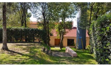 Terreno en Venta en fraccionamiento ecológico con Casa Club