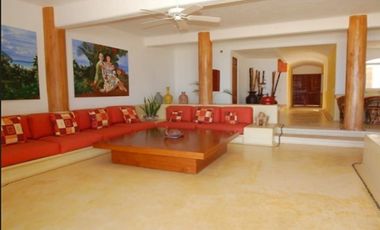 Casa en Venta en Playa Blanca, Zihuatanejo, Gro, México