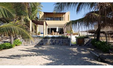 Casa en Venta en Playa Blanca, Zihuatanejo, Gro, México