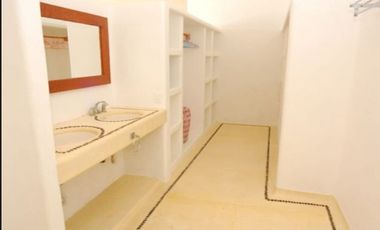 Casa en Venta en Playa Blanca, Zihuatanejo, Gro, México