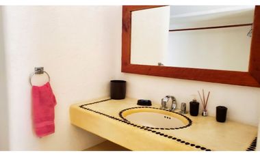 Casa en Venta en Playa Blanca, Zihuatanejo, Gro, México