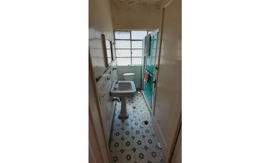 Casa como terreno o para remodelar en Venta en la colonia Narvarte Poniente