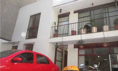 Casa en venta en colonia Ticumac Benito Juárez.