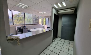 Oficina en Venta en Patriotismo.