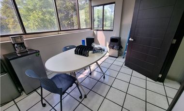 Oficina en Venta  en Patriotismo.