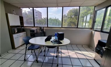 Oficina en Venta  en Patriotismo.