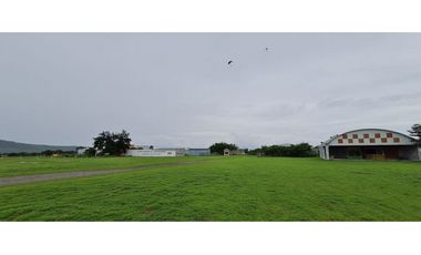Aeródromo en Venta en Tequesquitengo, Morelos.