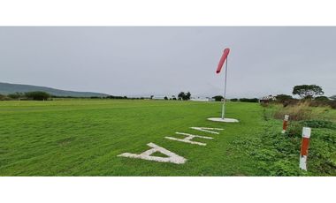 Aeródromo en Venta en Tequesquitengo, Morelos.