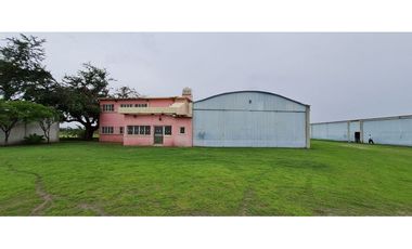 Aeródromo en Venta en Tequesquitengo, Morelos.