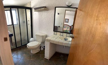 INCREÍBLE RESIDENCIA FRENTE AL LAGO DE TEQUES