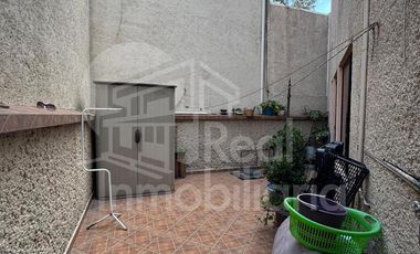 Casa en Jardines del Alba