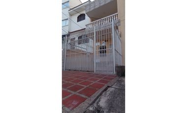 Linda casa duplex en Venta   ubicada en barrio Recreo