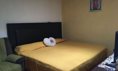 Casa con potencial y amplios espacios