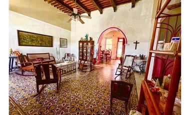 EN VENTA, Casa Colonial en Barrio Guadalupe