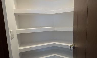 Renta Residencia una sola planta Yucatán Country Club